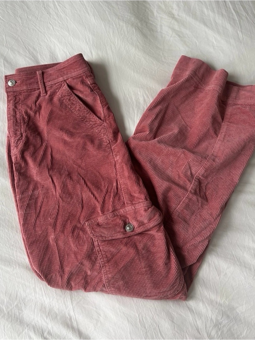 American Eagle Super High Rise Corduroy Cargo Pants 4 Long